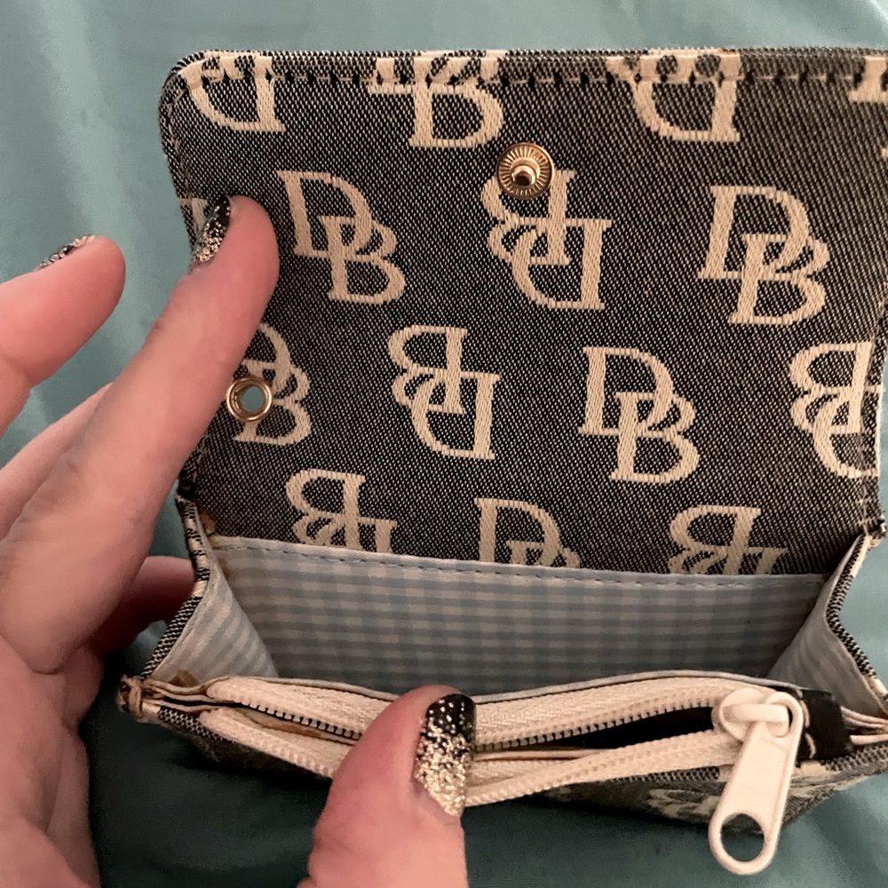 Dooney Bourke Wallet